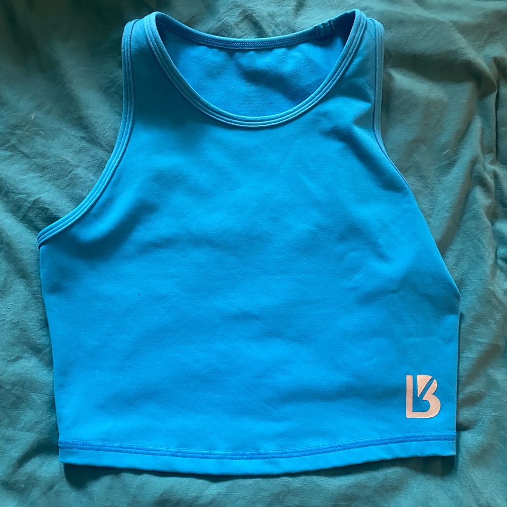 Buff bunny crop top